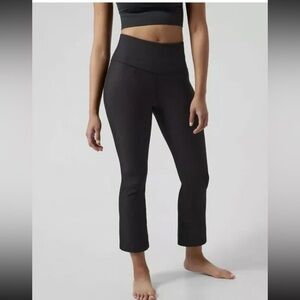 Athleta Elation Ribbed Crop Flare Small